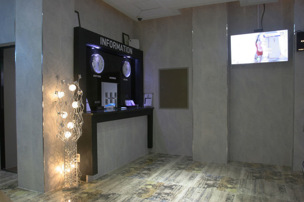 Show Hotel Busan Exterior photo