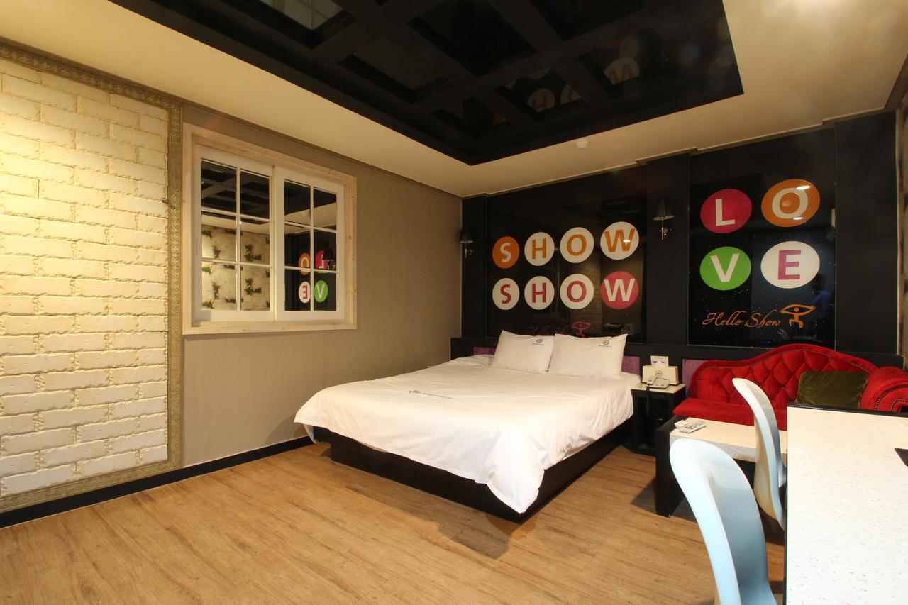 Show Hotel Busan Exterior photo