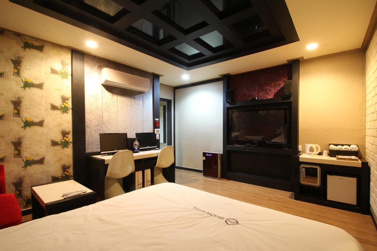 Show Hotel Busan Room photo